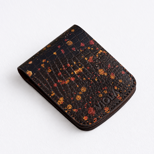 Obsidian Ember Flip Bifold – Magnetic Leather Wallet